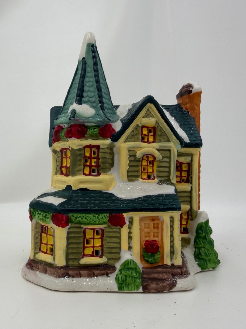 Cobblestone Corners 2004 Christmas Village House Two Story Victorian Snow